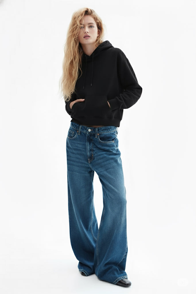 CLASSIC FIT HOODIE WOMEN